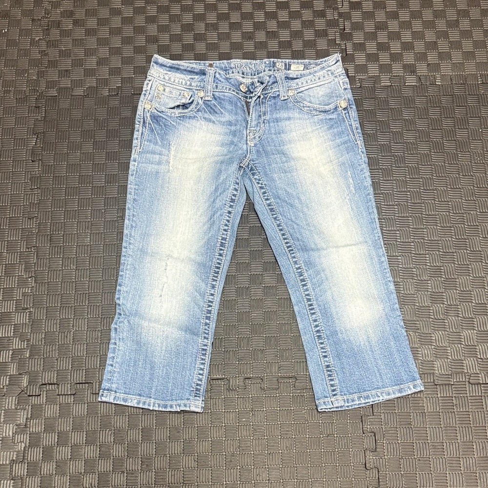 Light Blue Denim Capri Jeans